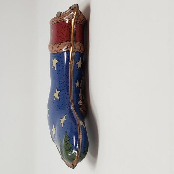 1997 Hallmark Daughter Pressed Tin Keepsake Holiday Christmas Ornament - Picture 6 of 11